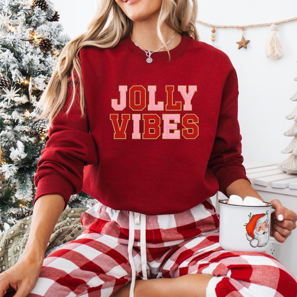 Gildan Jolly Vibes Christmas Sweatshirt, new never used, Size S, M, XL